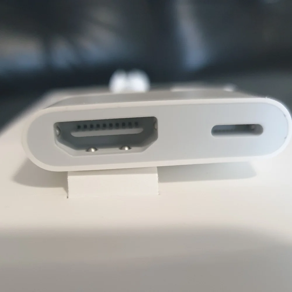 Apple lightning to digital av adapter open Box